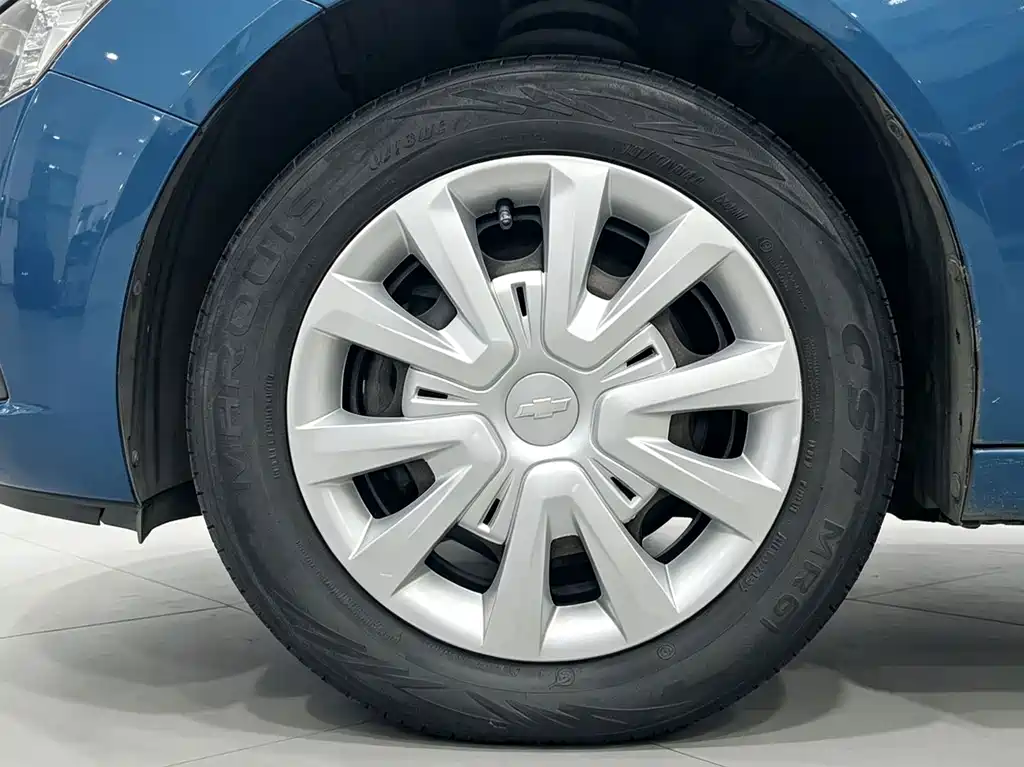 Chevrolet Lova RV — миниатюра 10