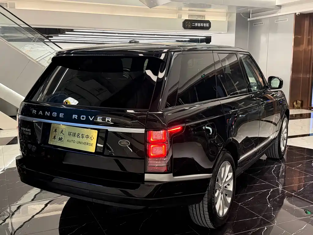 Land Rover Range Rover — миниатюра 6
