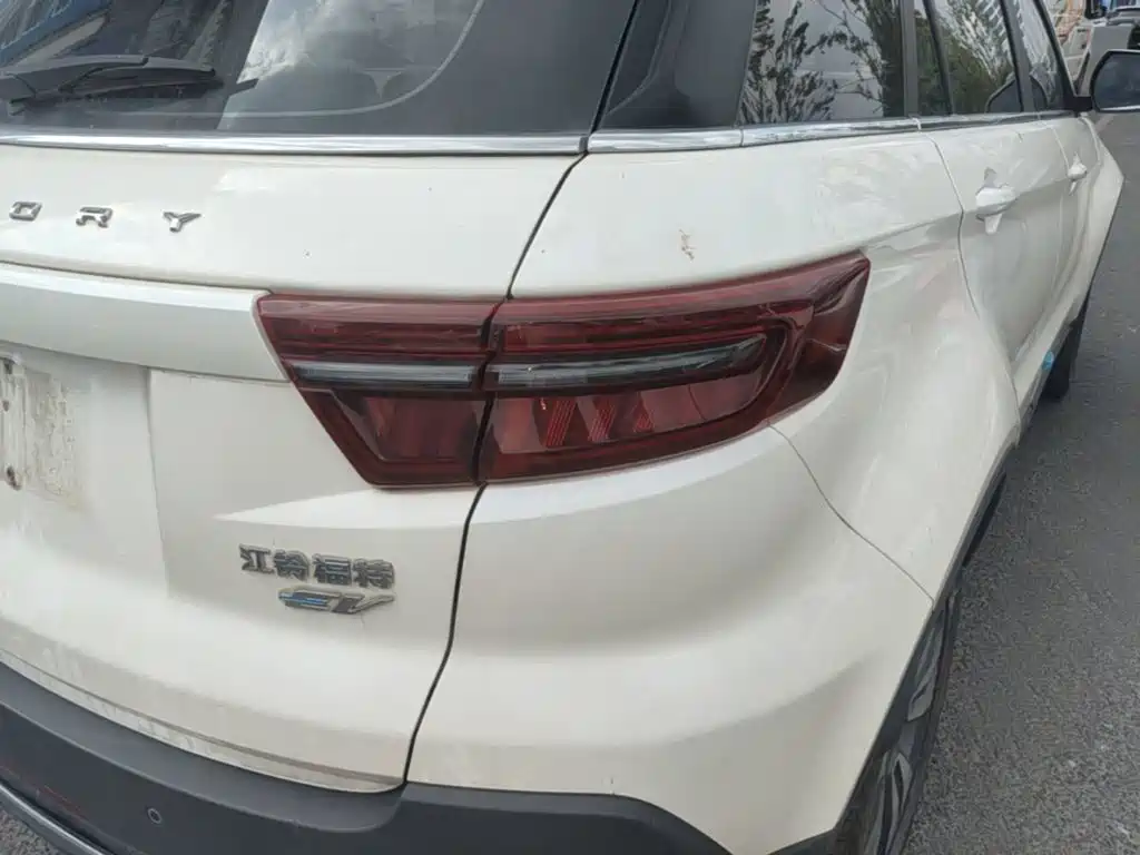Ford Ведущий EV — миниатюра 8