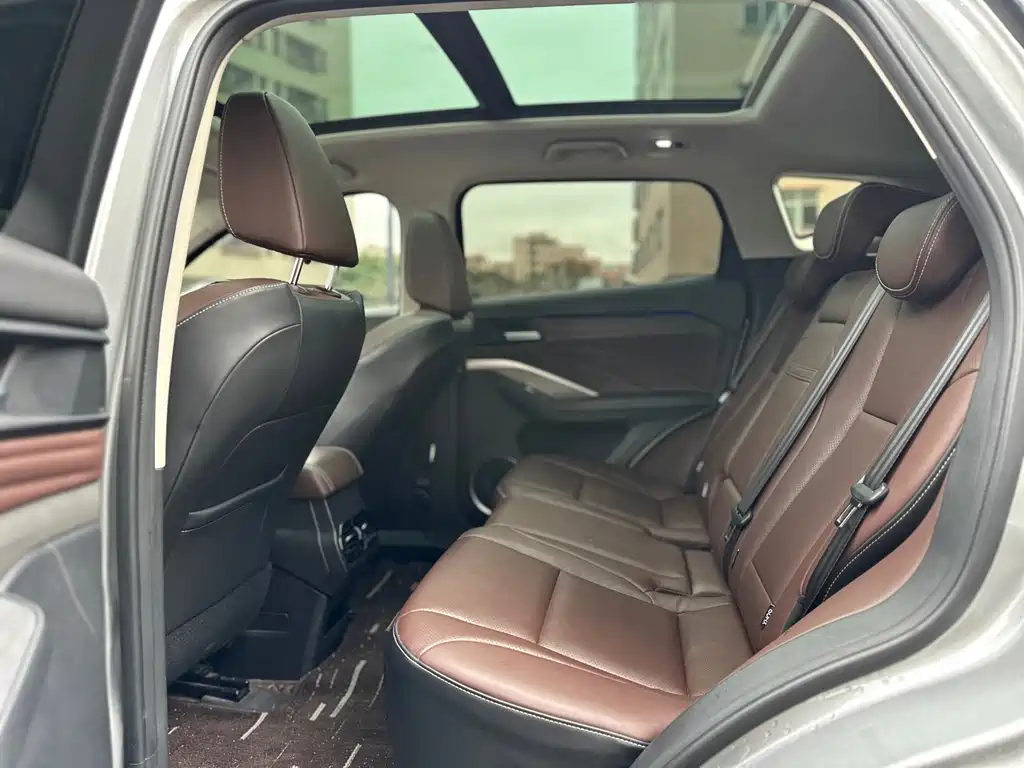 WEI PAI WEI BRAND VV6