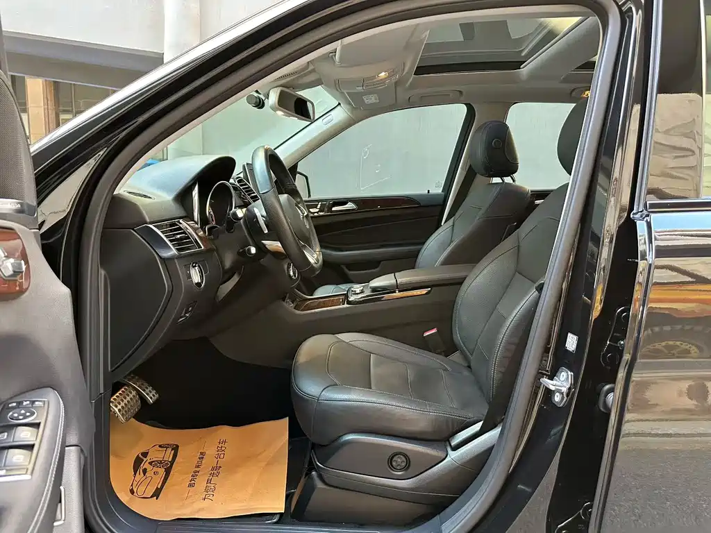 Mercedes-Benz GLE AMG — миниатюра 5