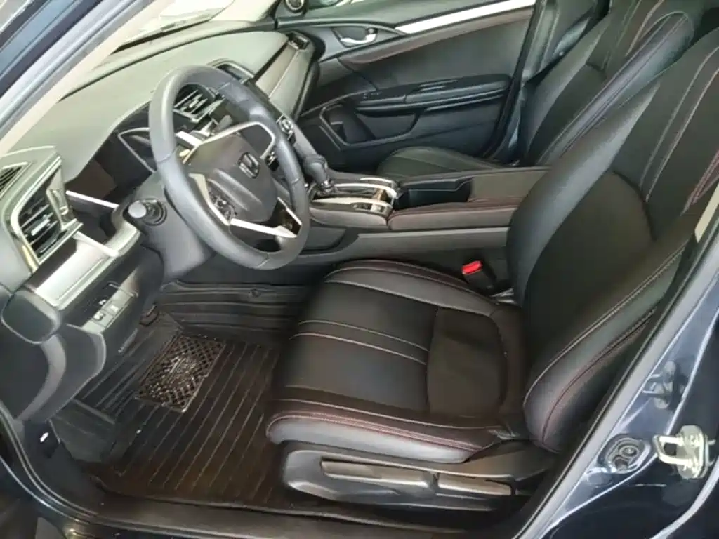 Honda Civic — миниатюра 15