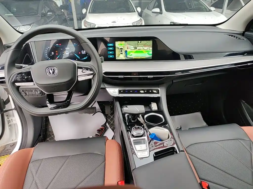 Changan Eado — миниатюра 10