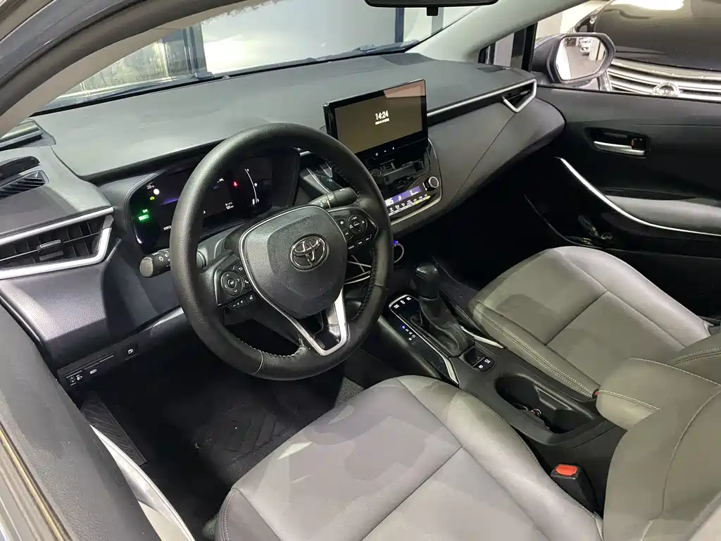 Toyota Corolla — миниатюра 4