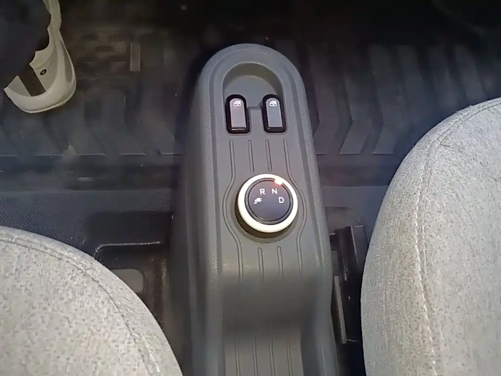 Wuling MINIEV — миниатюра 14