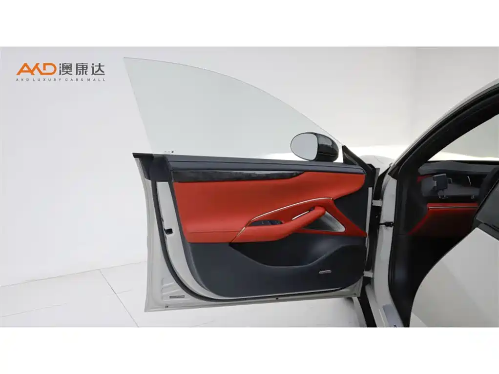 Xiaomi SU7 — миниатюра 10