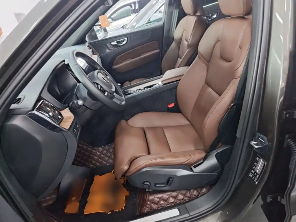 Volvo XC60 — миниатюра 15