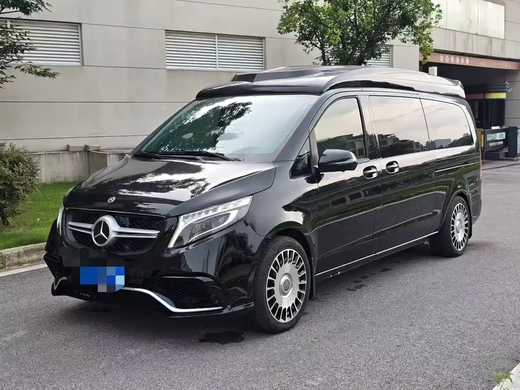 Mercedes-Benz 奔驰V级(进口)