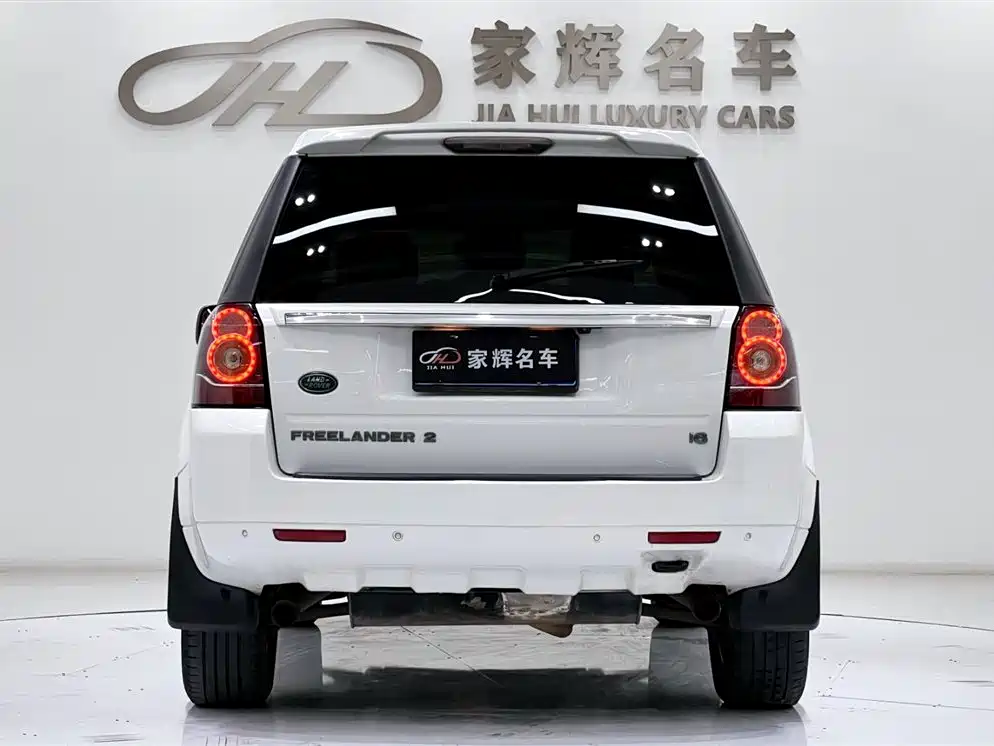 Land Rover 2 013 2.0T Si4 SE