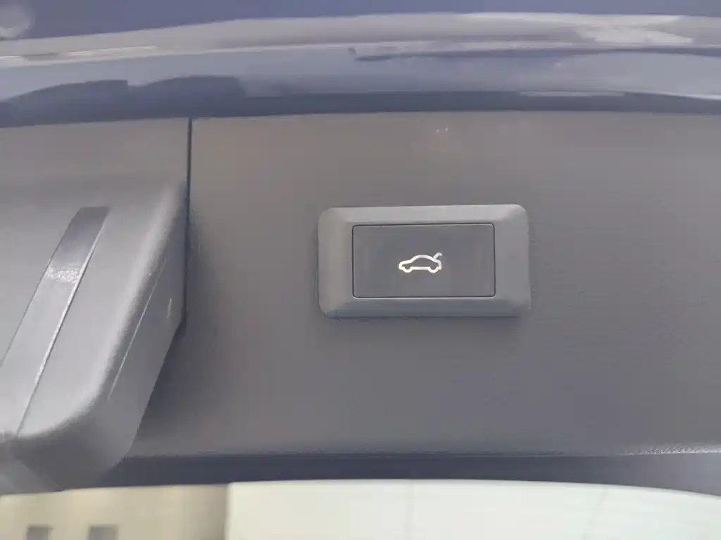 Volkswagen Tiguan L L 2023 280TSI AT