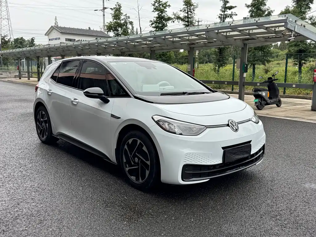 Volkswagen ID.3 — миниатюра 2
