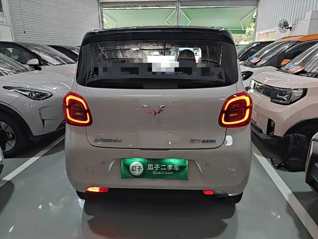 Wuling Mini EV MINIEV 2025 Premium +