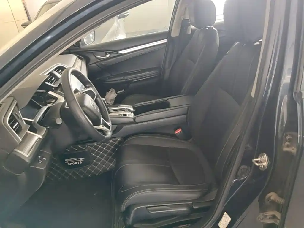 Honda Civic — миниатюра 15