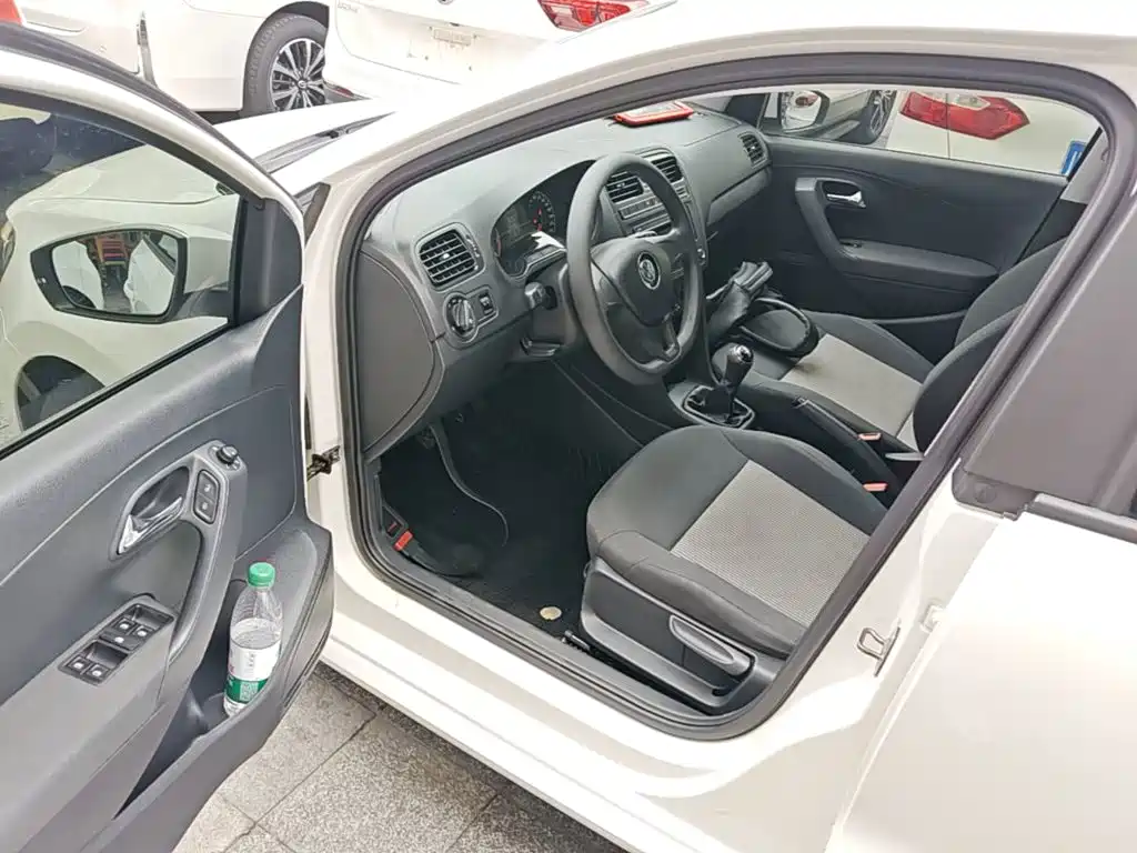 Volkswagen Polo — миниатюра 16