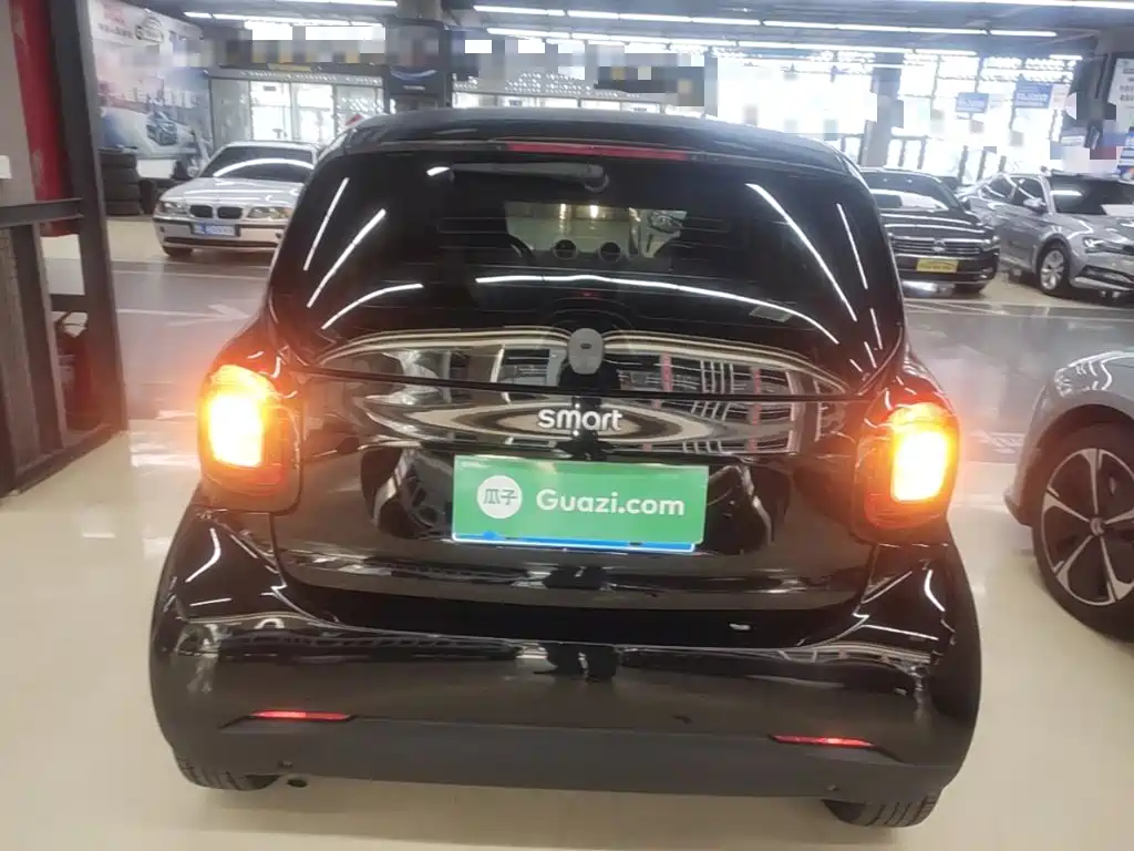smart Smart Fortwo — миниатюра 6