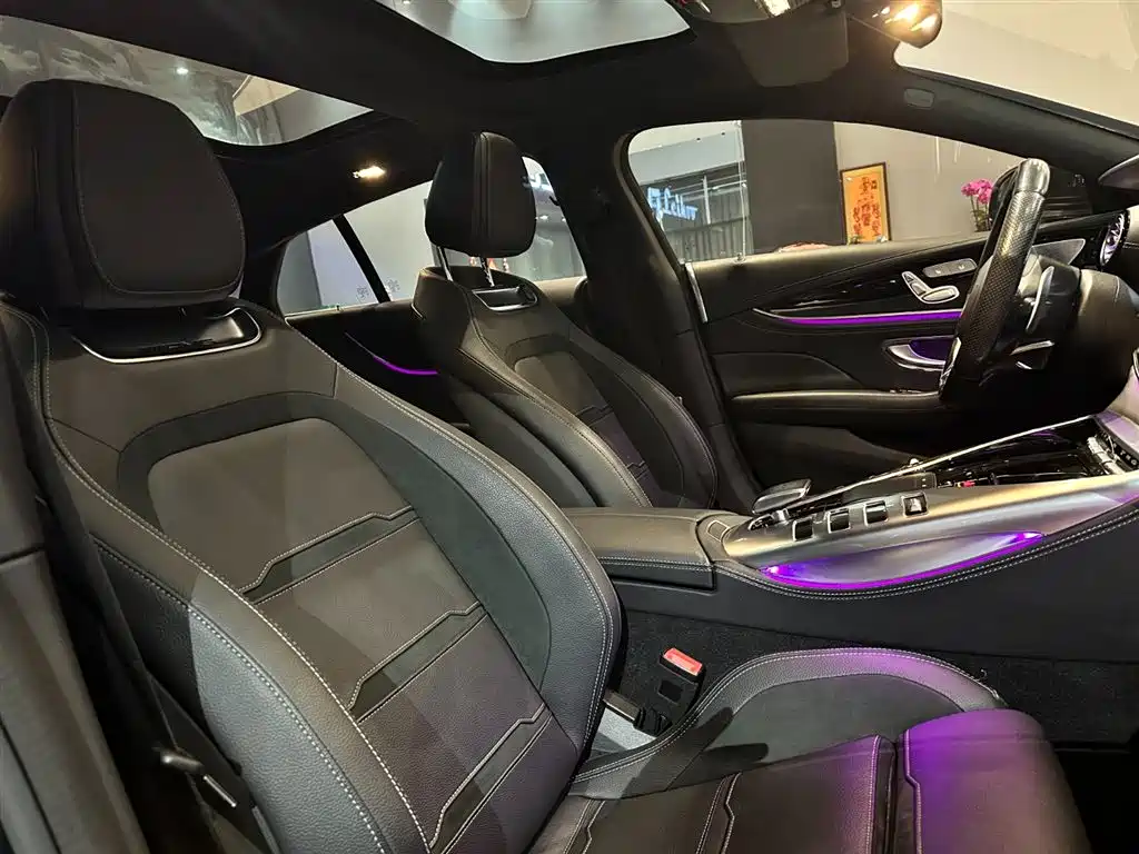 MERCEDES-BENZ AMG GT