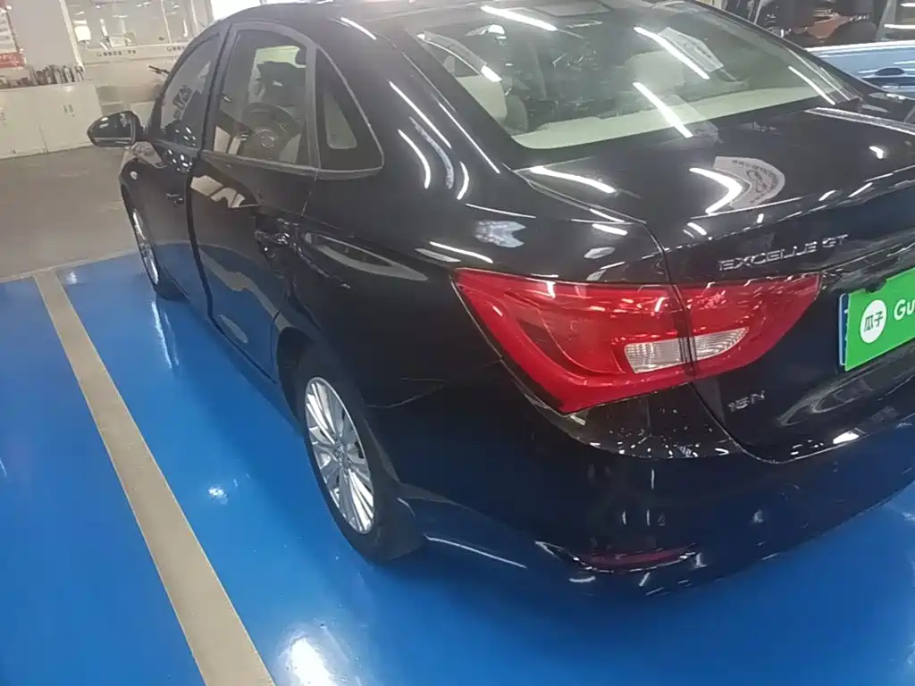Buick Excelle — миниатюра 5
