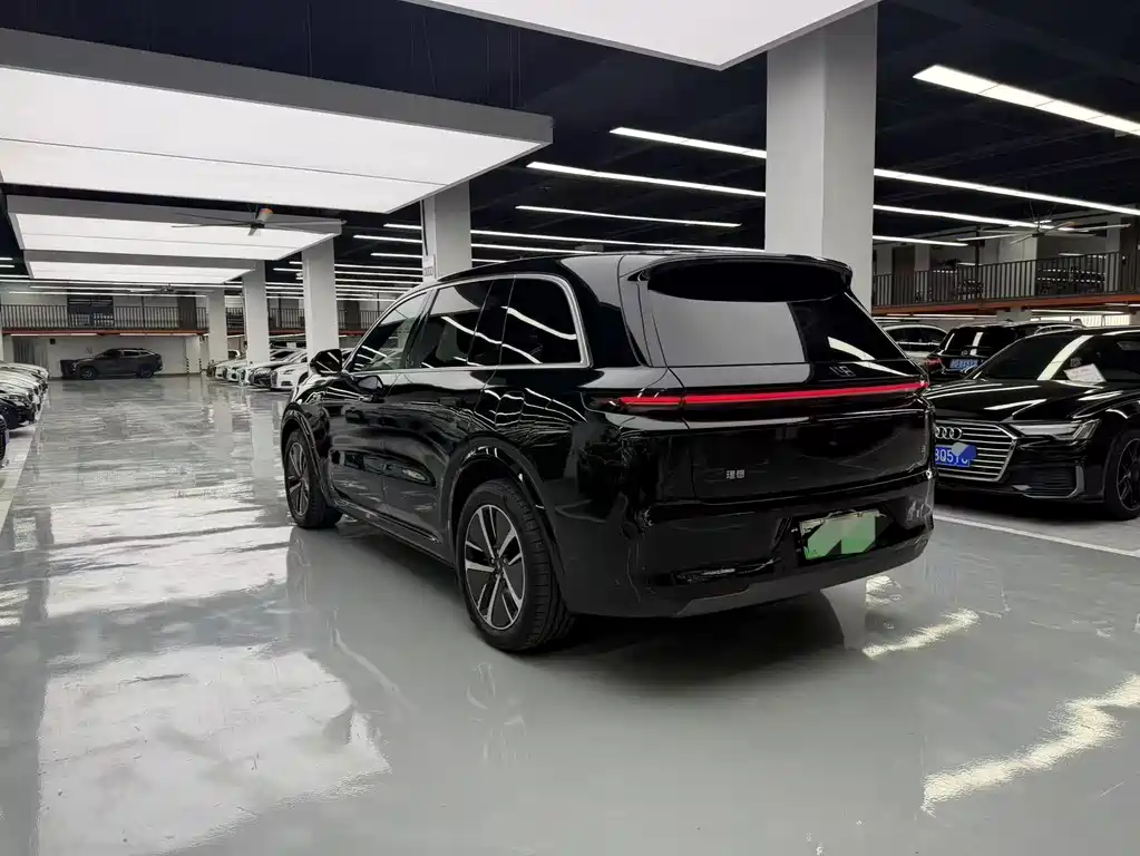 Li Auto Li L8 — миниатюра 16