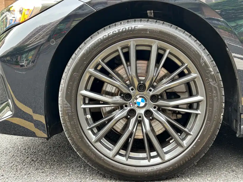 BMW 3 Series — миниатюра 7