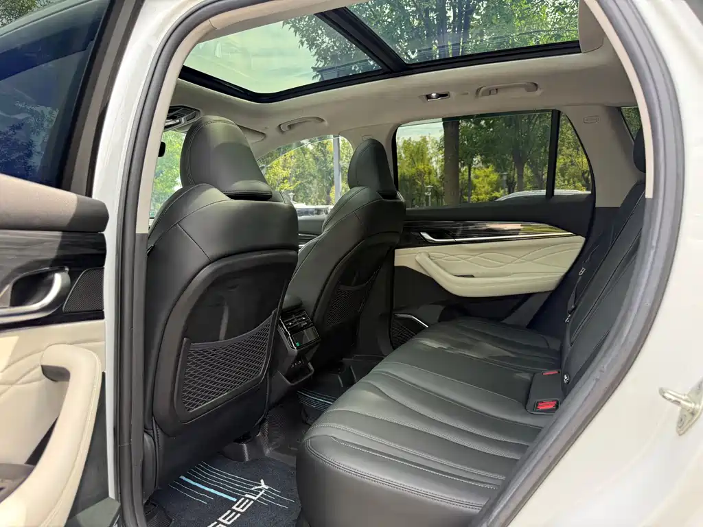 Geely Xingyue L — миниатюра 8