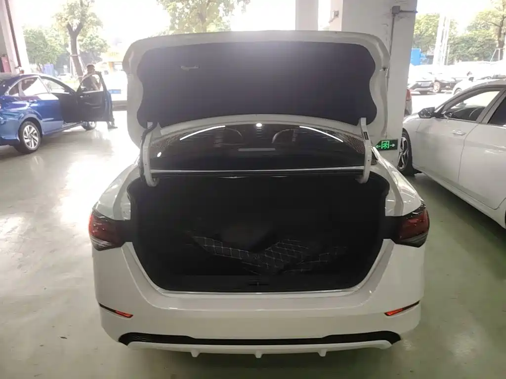 Nissan Sylphy — миниатюра 19