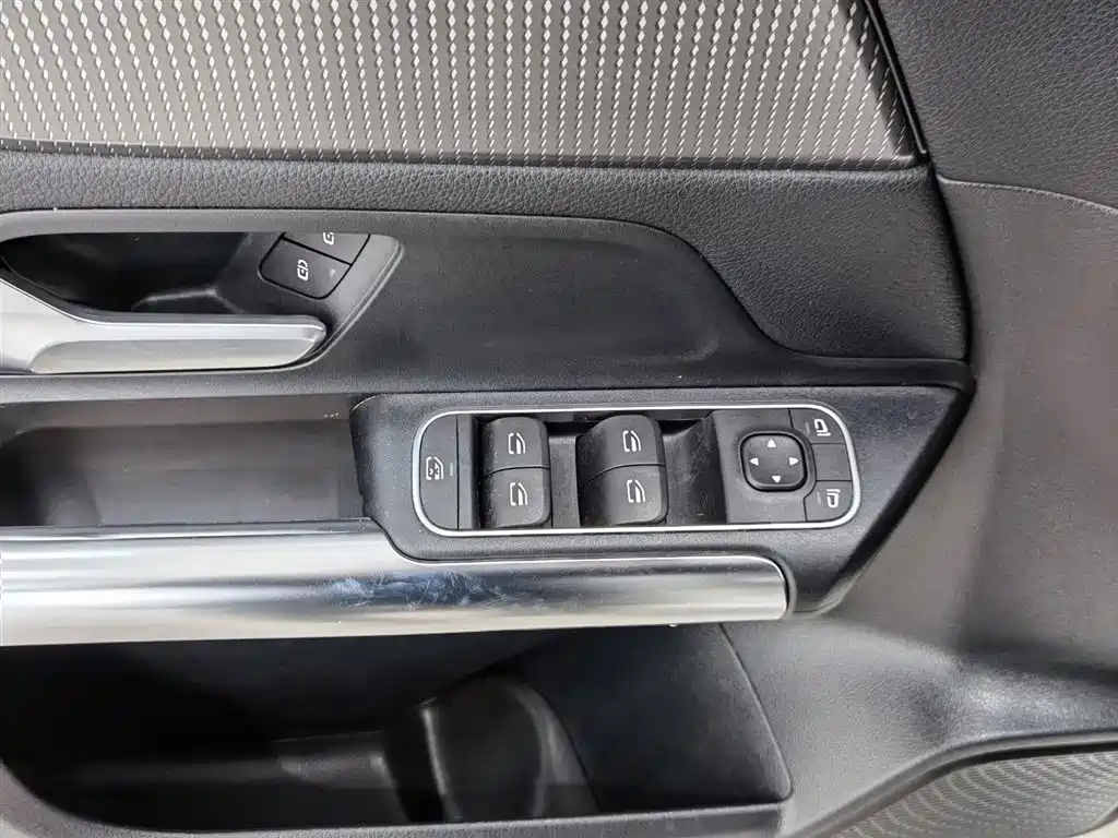 MERCEDES-BENZ B CLASS