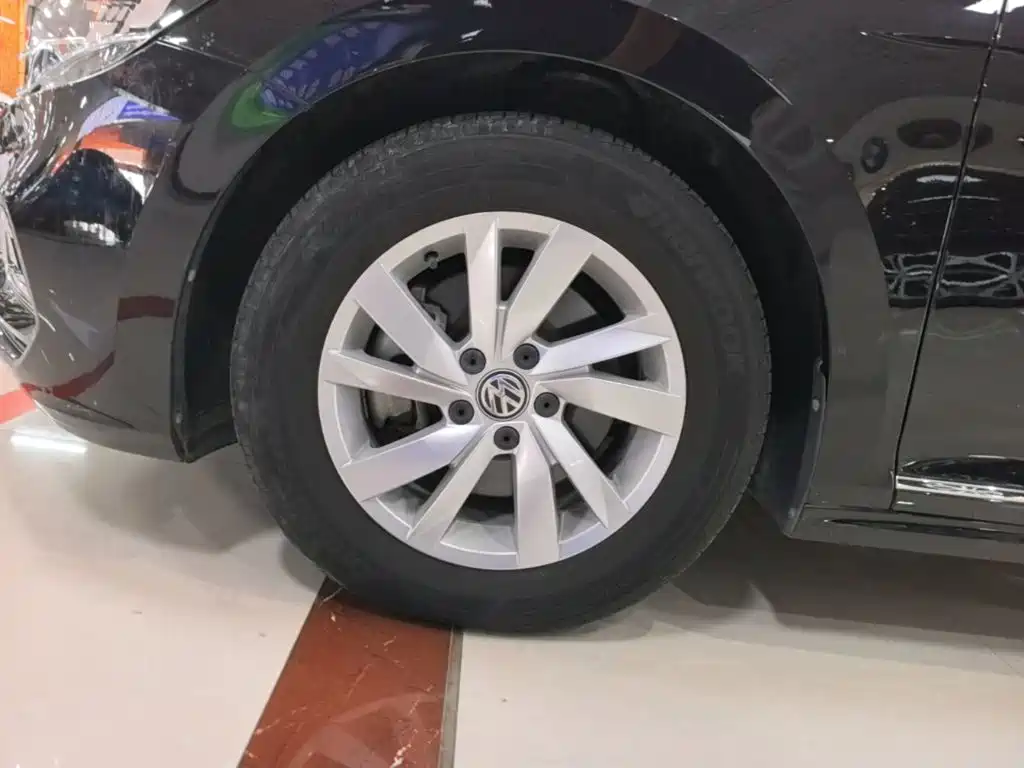 Volkswagen Passat — миниатюра 23