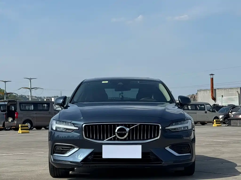 Volvo S60 — миниатюра 3