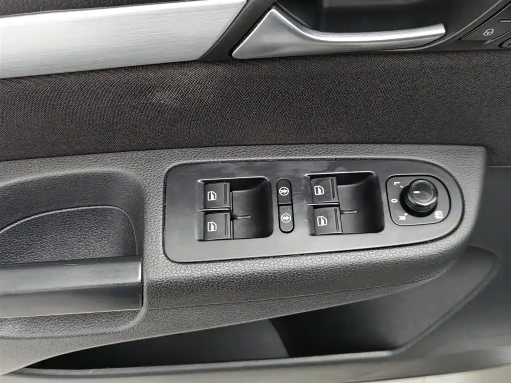 Volkswagen Xia 2018 280TSI 7 мест