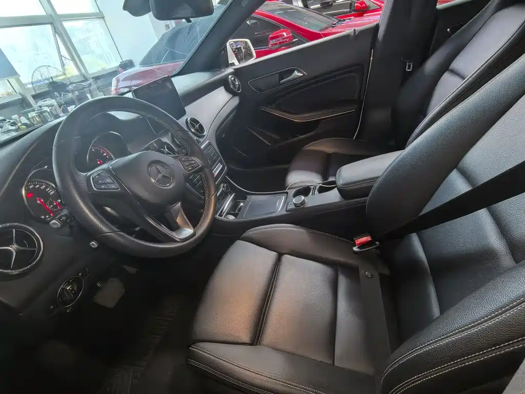 Mercedes-Benz CLA (Import) — миниатюра 9
