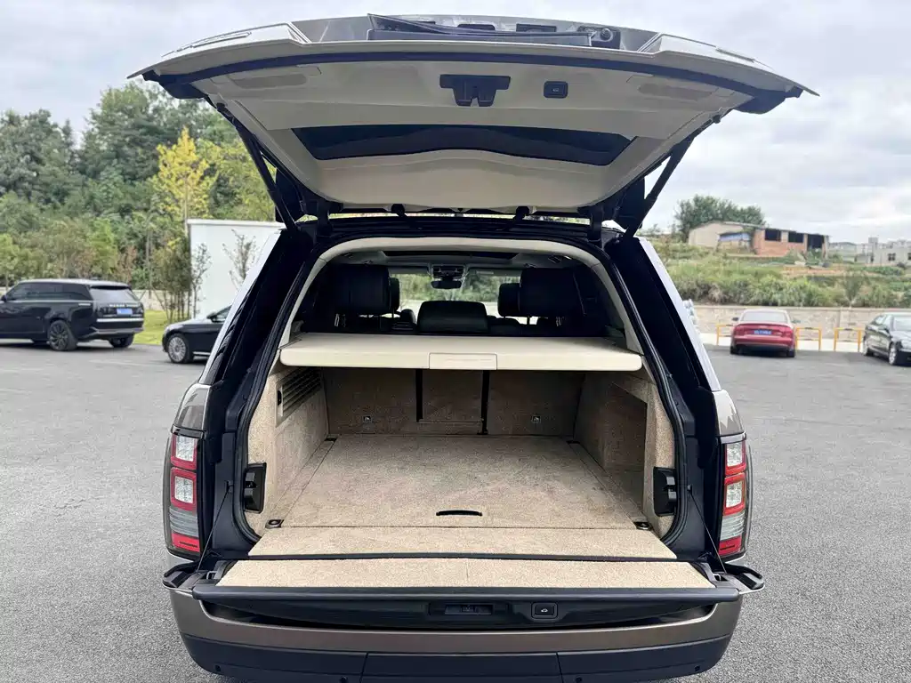 Land Rover Range Rover — миниатюра 15