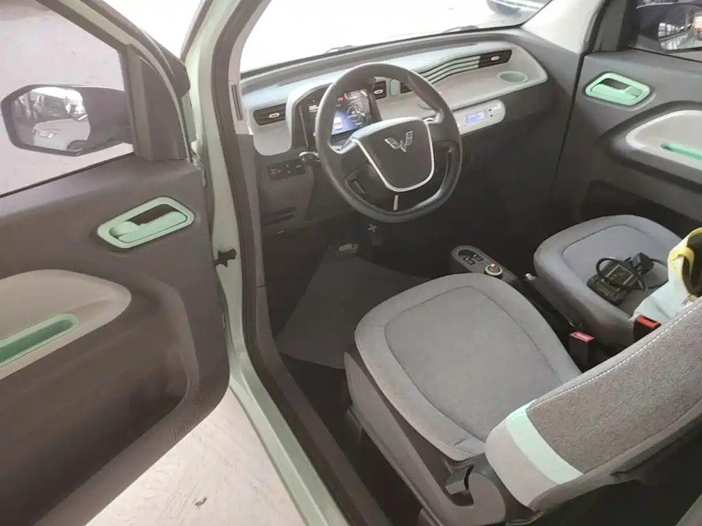 Wuling MINIEV — миниатюра 16
