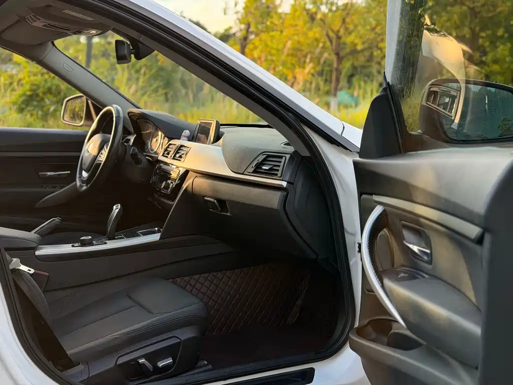BMW 3 Series GT — миниатюра 19