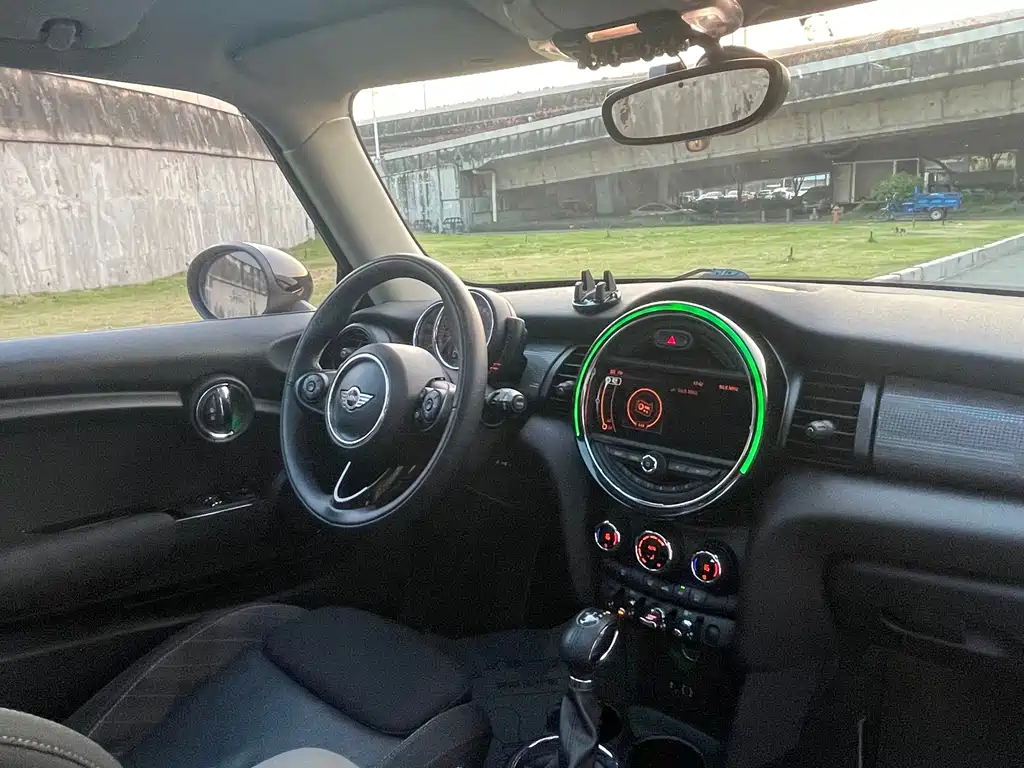 MINI Mini — миниатюра 10