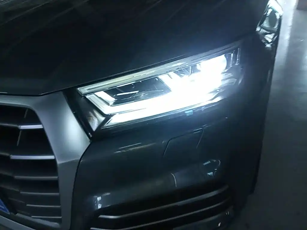 Audi Q5L — миниатюра 24