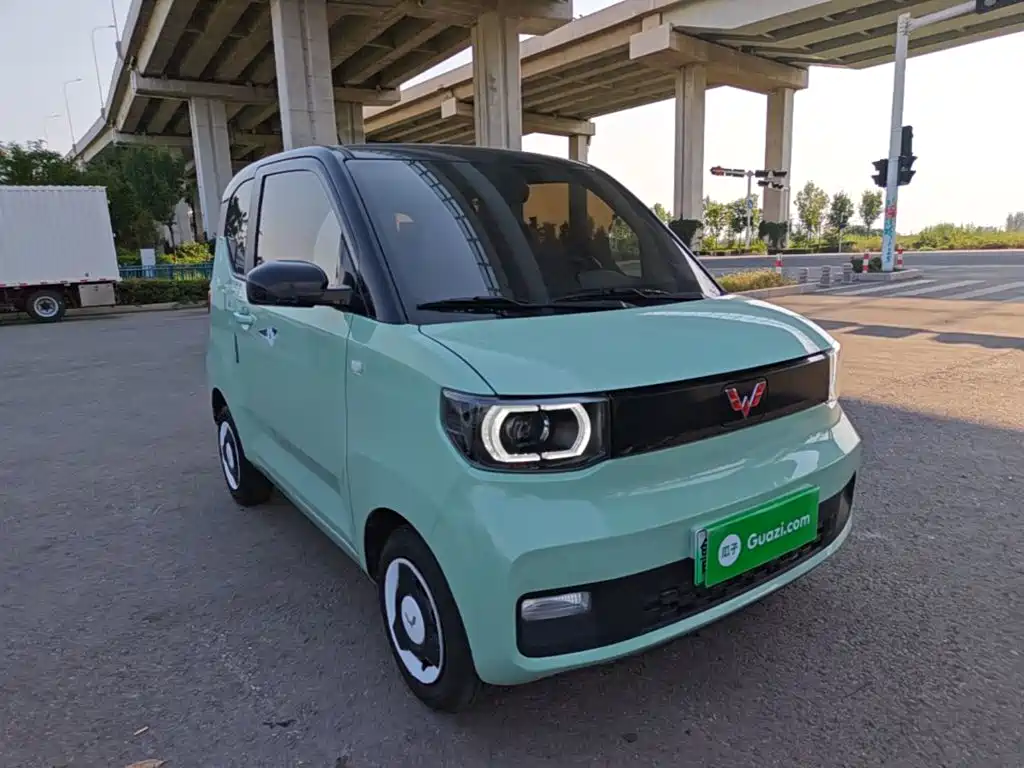 Wuling MINIEV — миниатюра 4