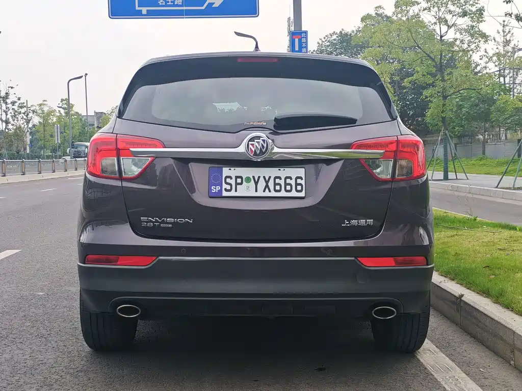 Buick Envision Plus — миниатюра 13