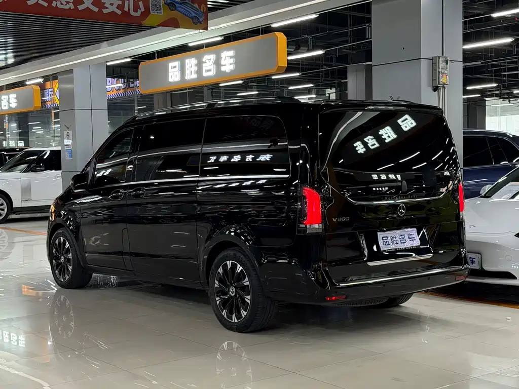 Mercedes-Benz V-Class — миниатюра 3