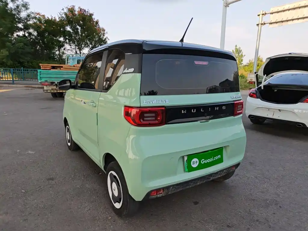 Wuling MINIEV — миниатюра 5