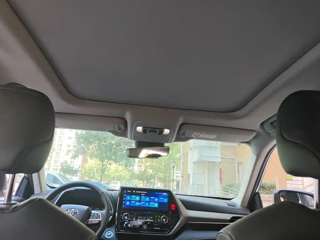 Toyota Highlander — миниатюра 14