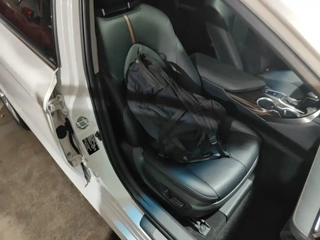 Toyota Camry — миниатюра 25