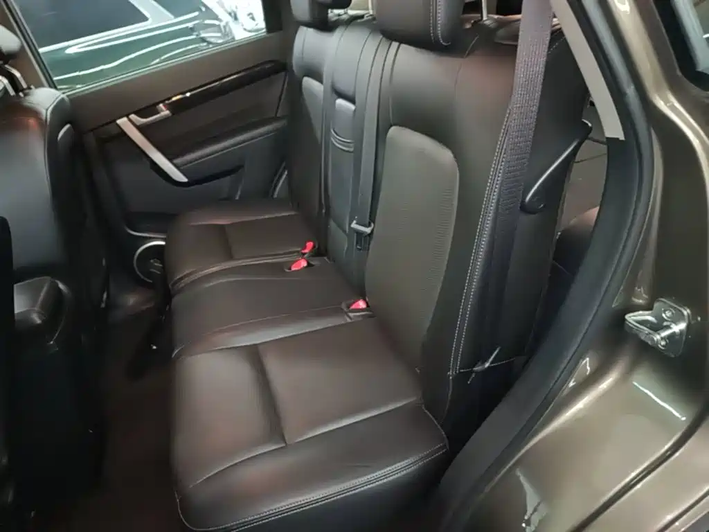 Chevrolet Captiva — миниатюра 17