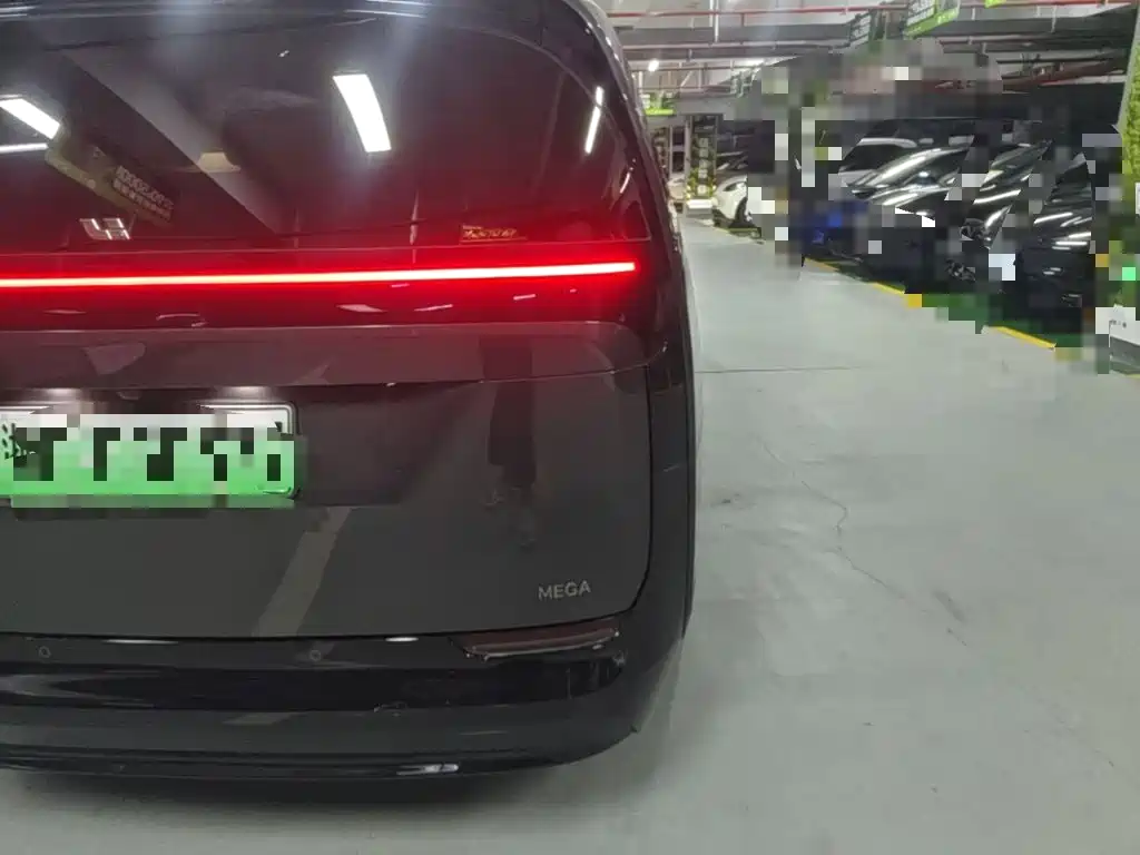 Li Auto Li MEGA — миниатюра 8