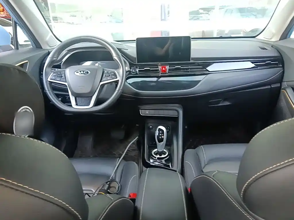 JAC JAC iEVS4 — миниатюра 10