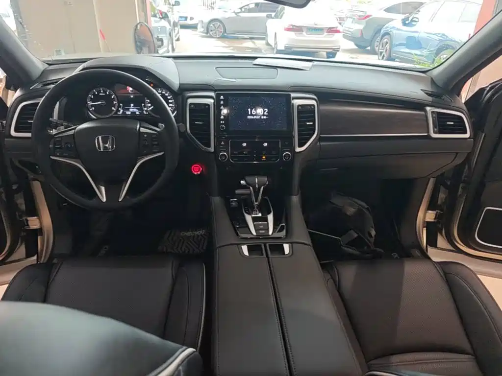 Honda UR-V — миниатюра 10