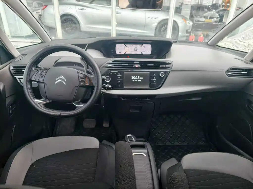 Citroen C4 Picasso — миниатюра 11