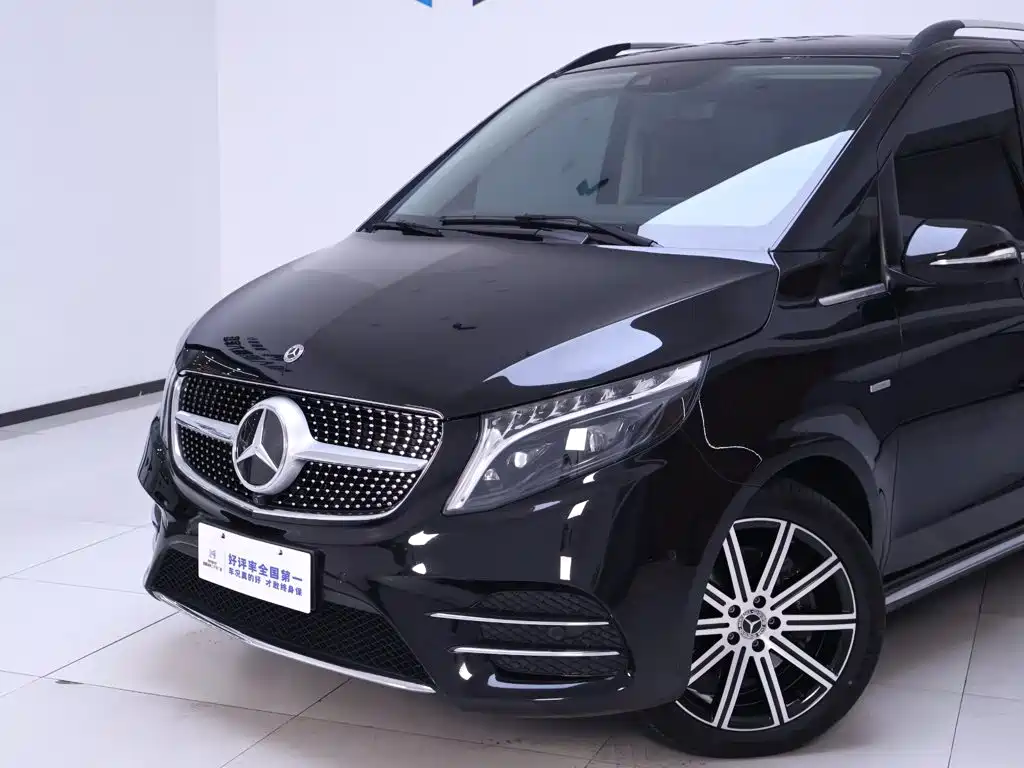 Mercedes-Benz V-Class — миниатюра 3