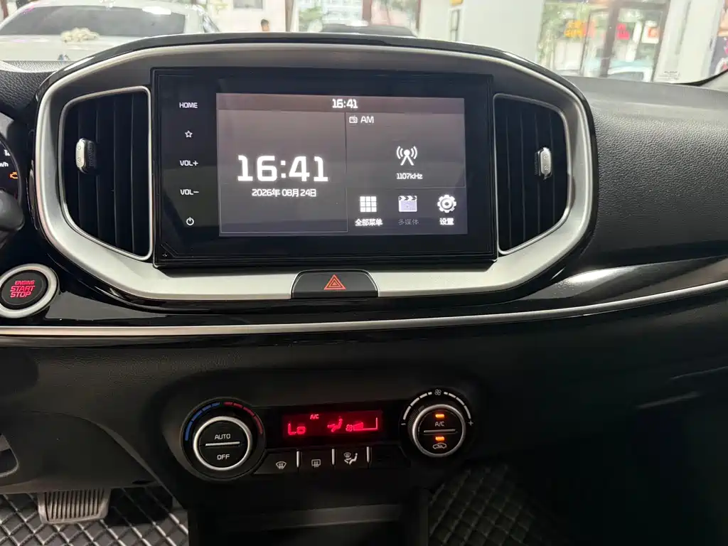 Kia KX1 1.4L CVT Sunroof Model, фото 12
