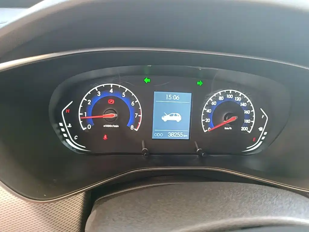 BAIC X3 — миниатюра 12