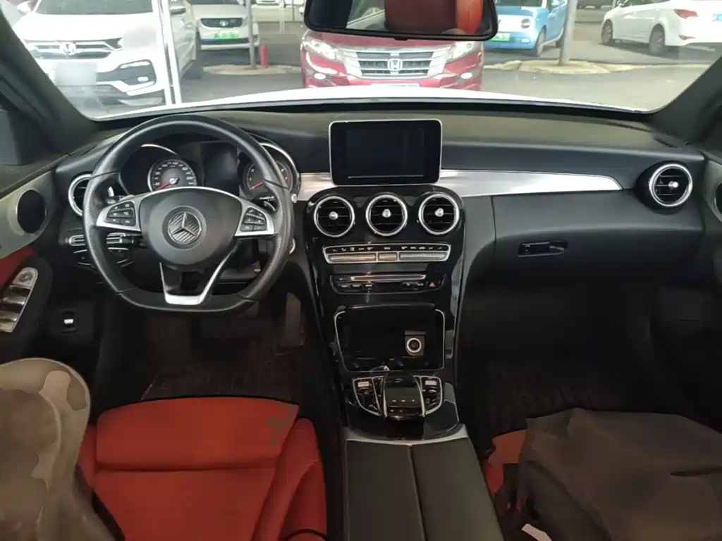 Mercedes-Benz C-Class — миниатюра 14